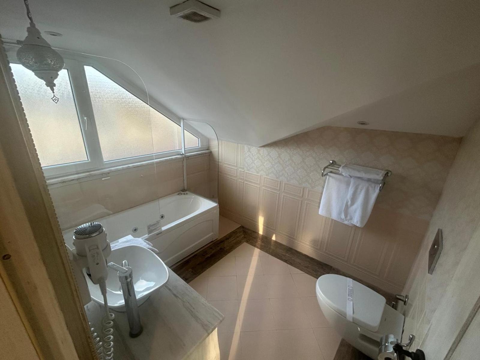 Elegance Asia Hotel Istanbul Bagian luar foto
