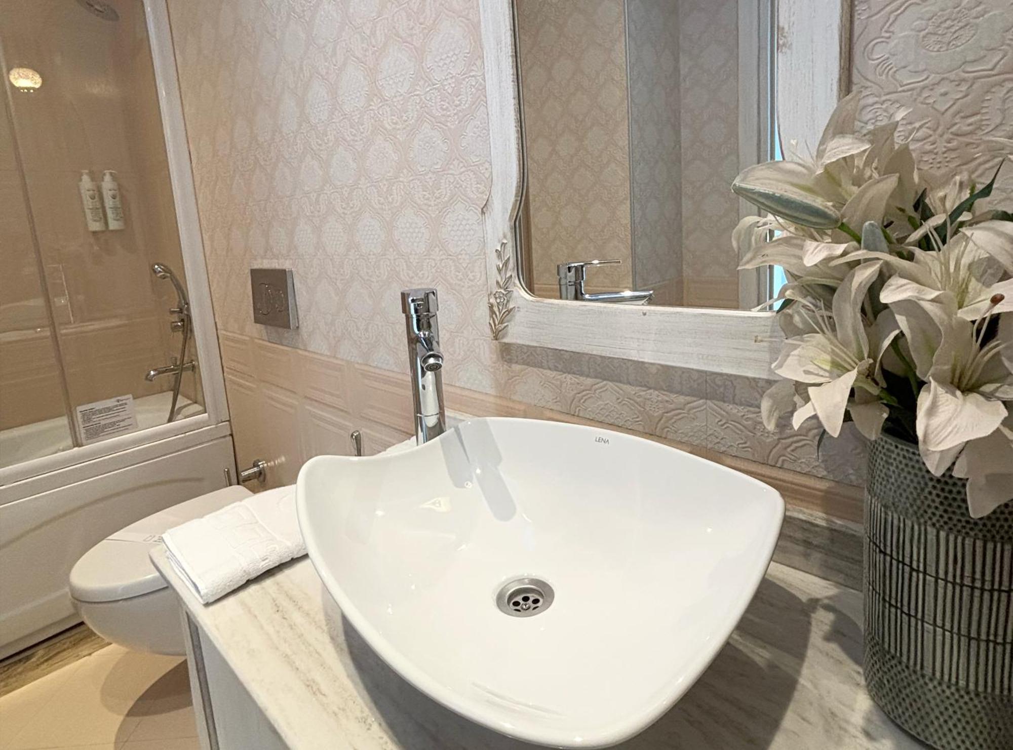 Elegance Asia Hotel Istanbul Bagian luar foto